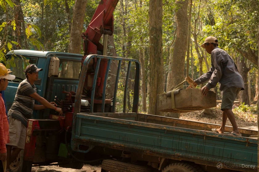 nicolas_dorey_cambodia_construction_workers_06